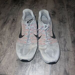 Nike Lunarglide Gray Orange Lace up running shoe